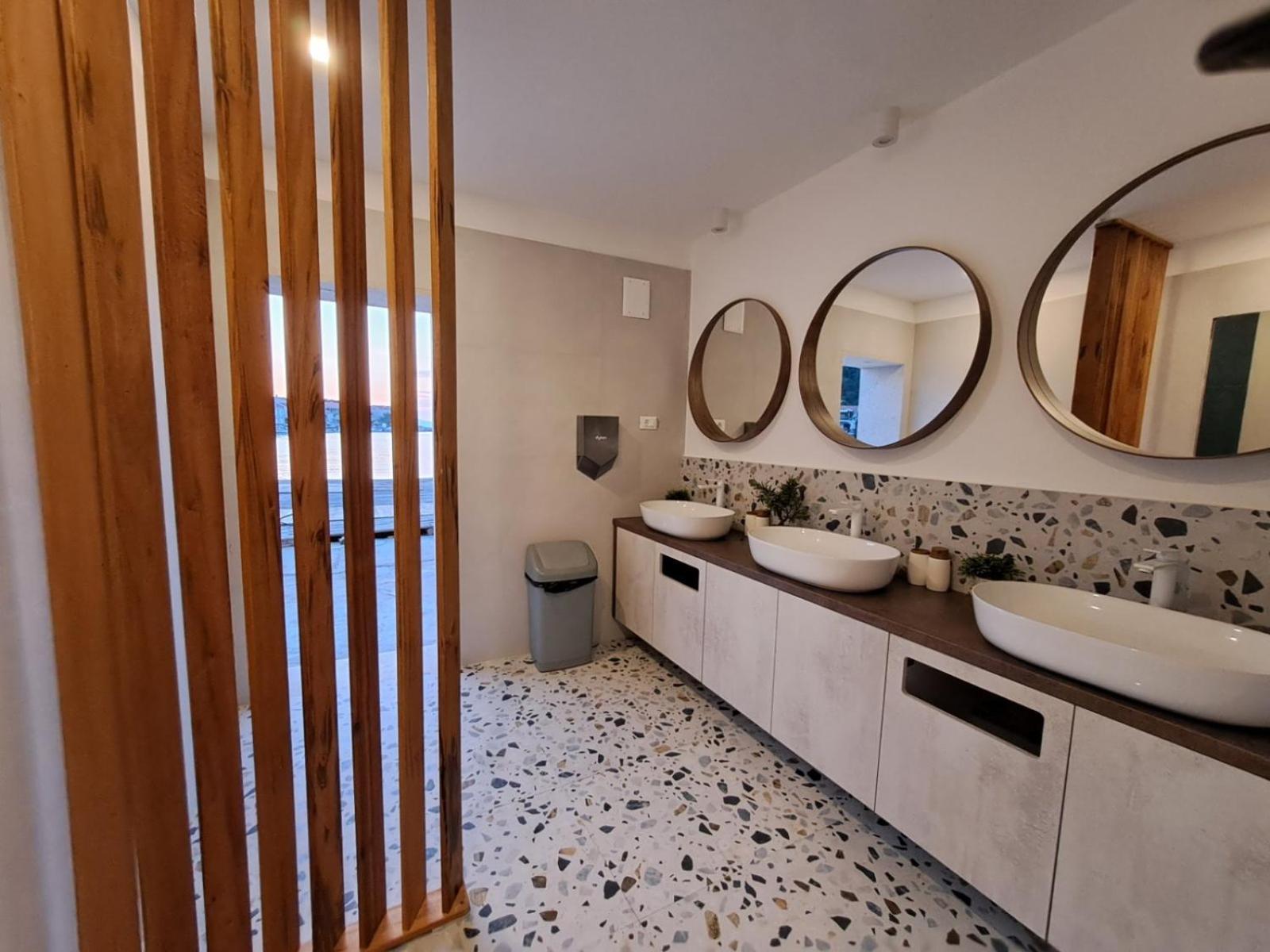 Guesthouse Augusta Insula Lastovo Eksteriør bilde